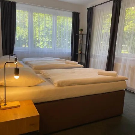 Hrazni فندق مبيت وإفطار 3*