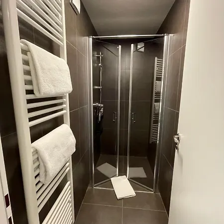 فندق مبيت وإفطار Hrazni 3*