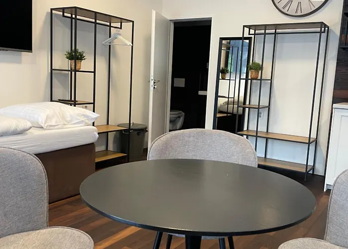 فندق مبيت وإفطار Hrazni 3*
