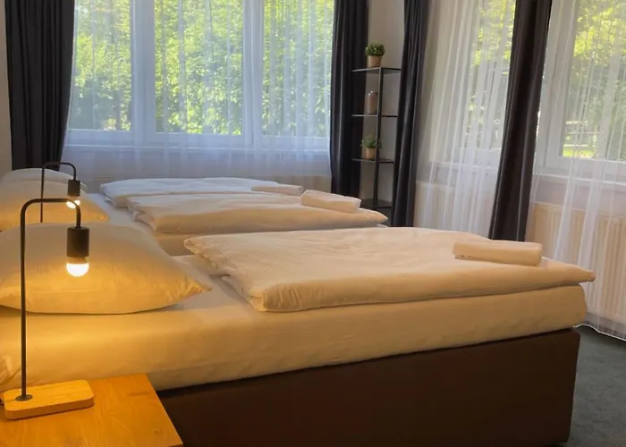 Hrazni فندق مبيت وإفطار 3*